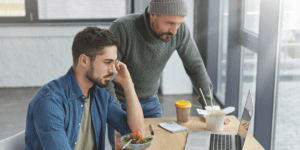 Facturar a través de cooperativas: ventajas y riesgos para autónomos y pymes