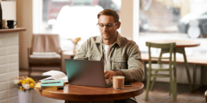 Cómo organizar el archivo de facturas para mejorar la gestión de tu negocio